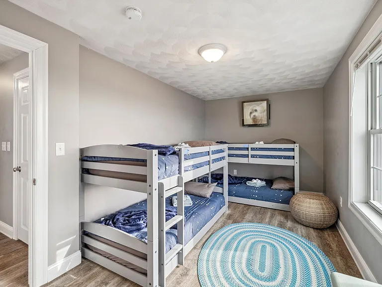 70 Brissette Ave — Photo 39