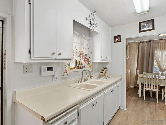 3rd image of 521 Orange Ave Space 24
