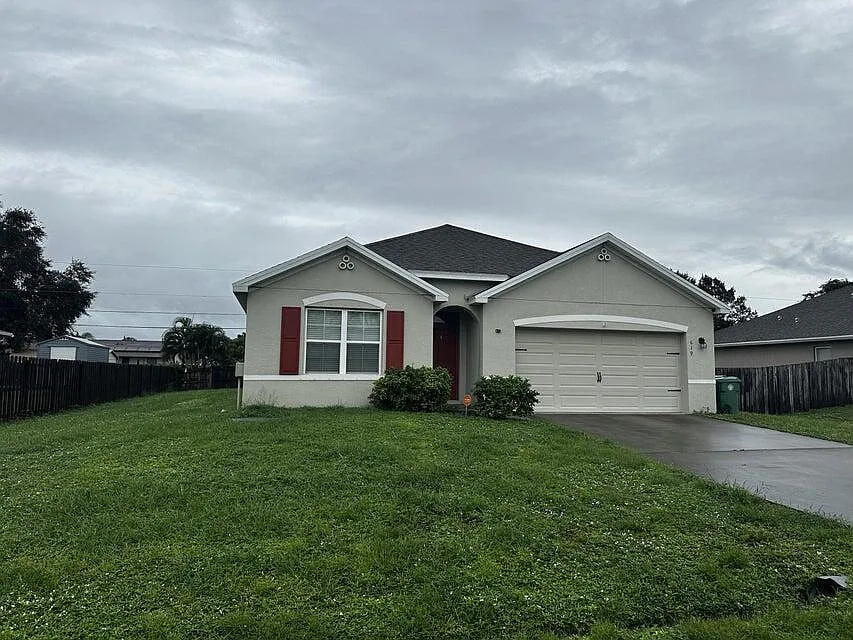 619 SW Post Ter