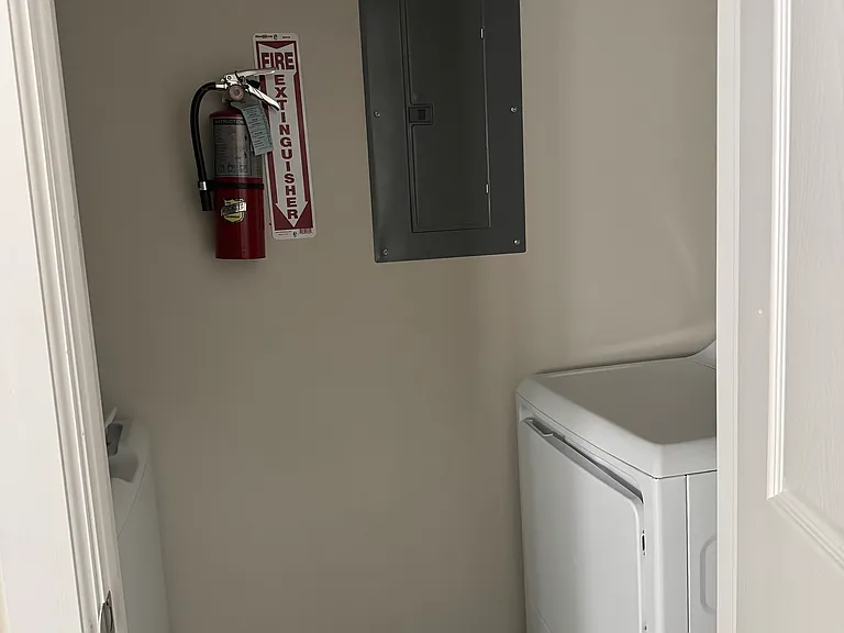 3608 Hawthorne Ave #3 — Photo 4