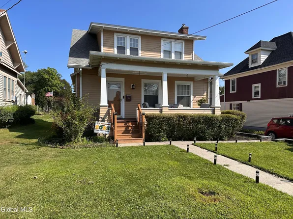 45 Dempster Street, Ravena, NY 12143
