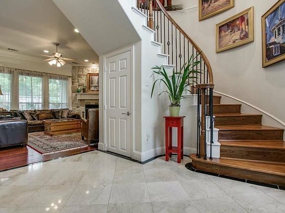 5th image of 3705 Santiago Ct