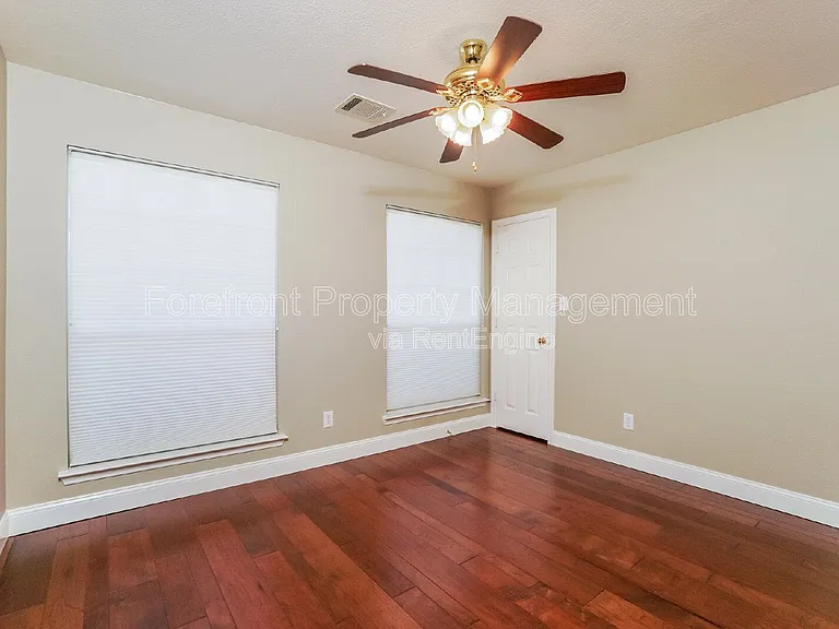 539 Willow Grove Dr — Photo 12
