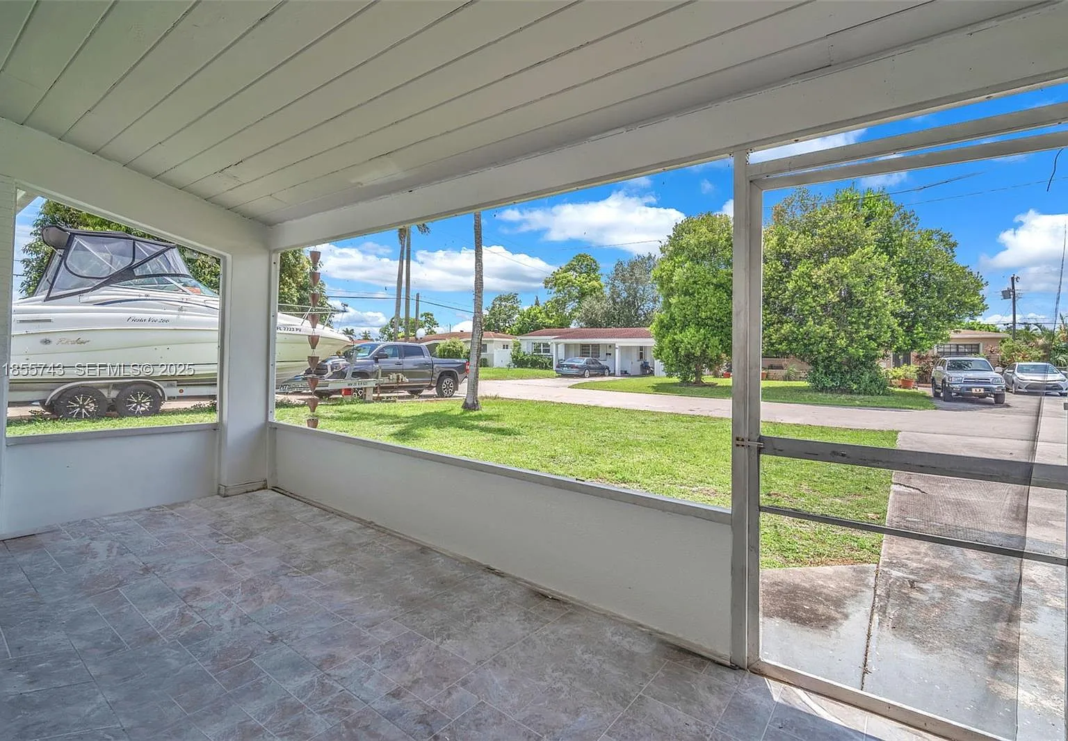 3 bed, 1216 sqft, $3,500 — Photo 4