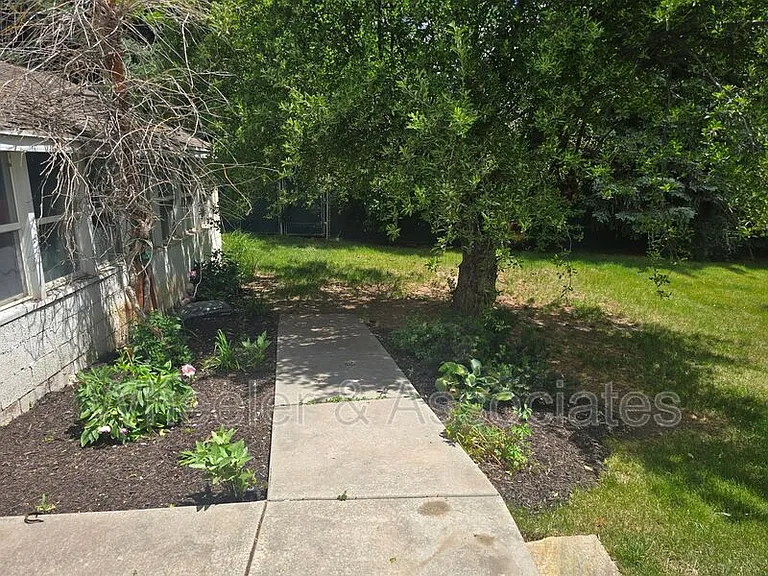 2866 N 575 E — Photo 11