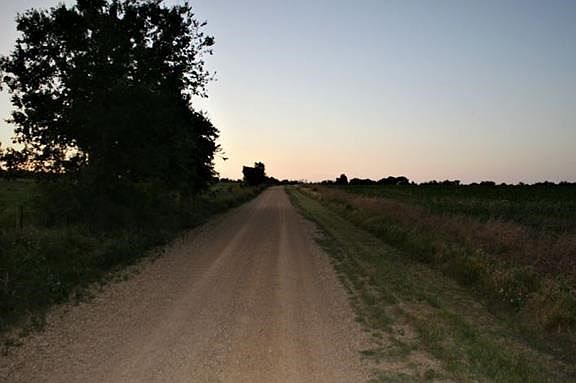 4th image of County Road 412
