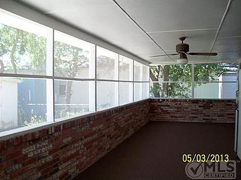 3rd image of 219 Avolyn Ave