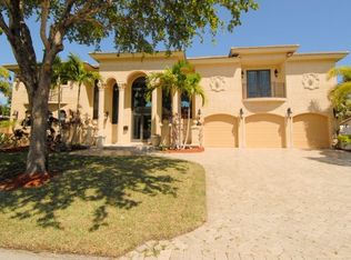 2717 NE 25th Ct, Fort Lauderdale, FL 33305