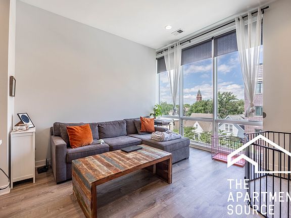 5th image of 2247 W Lawrence Ave APT 201