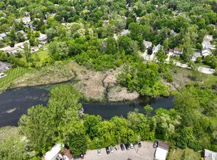 114 River Dr #A, Milford, MI