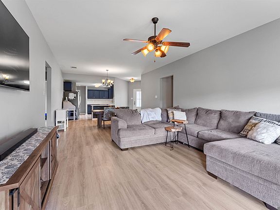 5th image of 14362 Caribbean Dr