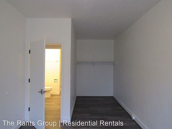 5th image of 208 Legion Way SE APT 8
