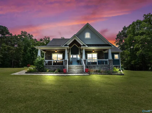 92 Dogwood Ln, Grant, AL 35747