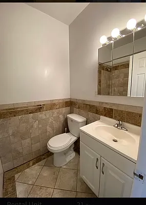 Rented by Centric New York | media 14