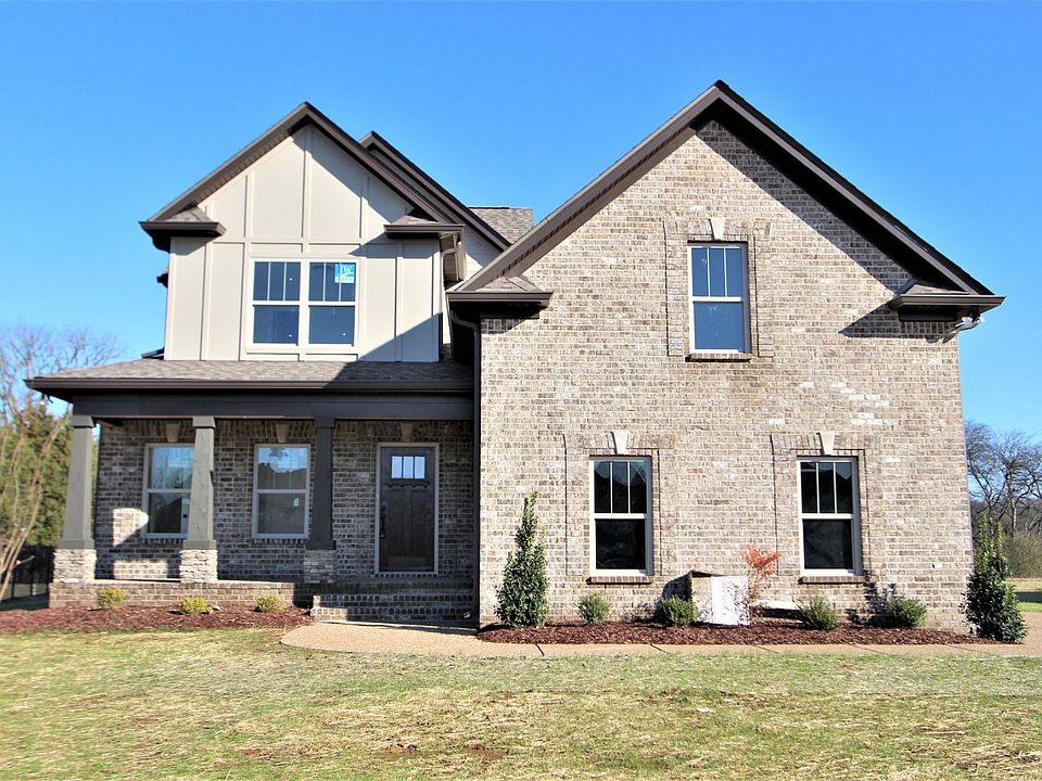 1st image of 827 Brook Trl #84