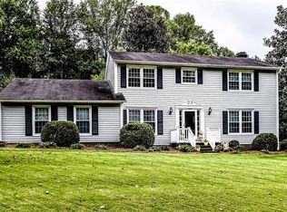3910 Tam O Shanter Rd, Kernersville, NC 27284