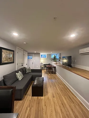 17 6th St NE #2 Photo 1