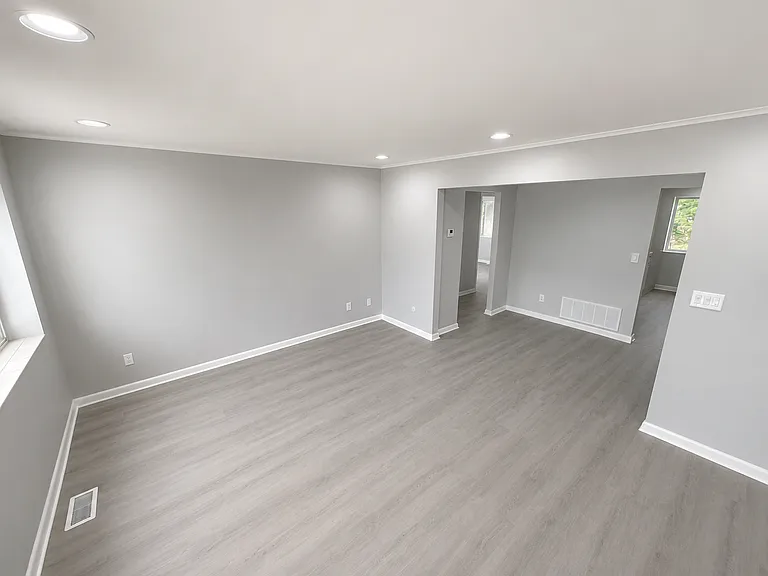 6 Bayberry Dr #1 — Photo 2