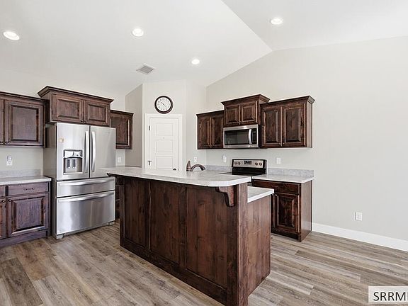 3rd image of 3951 Rich Lane