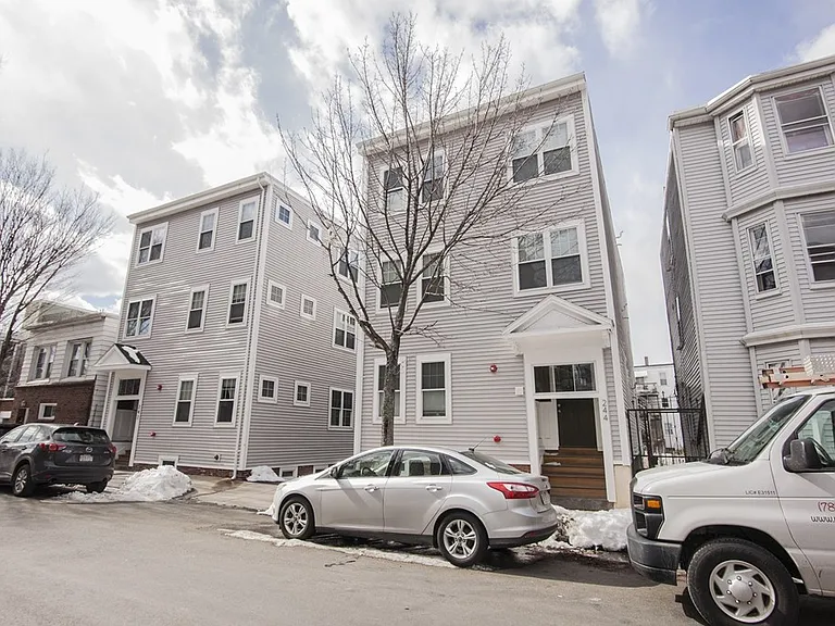 244 Paris St #1 — Photo 6