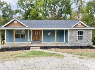 218 Overlook Dr, Lancaster, KY 40444