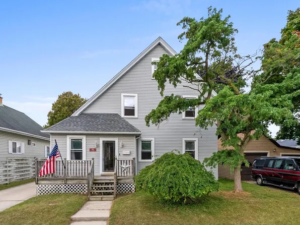 1110 South 24th STREET, Manitowoc, WI 54220