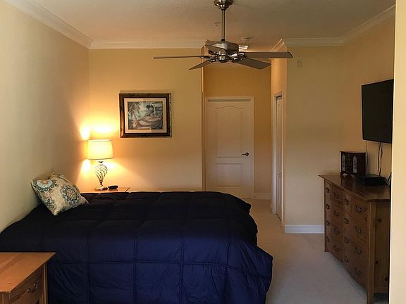 5th image of 65 Riverview Bnd S Unit 1711