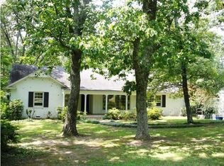 304 Crestview Rd, Anniston, AL 36207