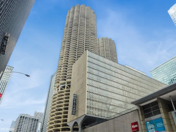 300 N State St APT 4331, Chicago, IL 60654