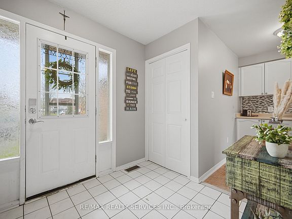 2nd image of 59 Fry Cres