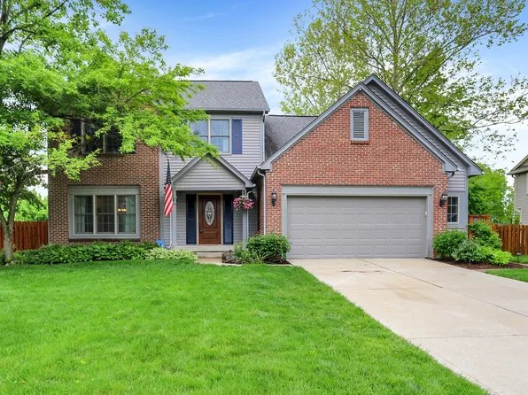 10310 Foxwood Dr W, Indianapolis, IN 46280