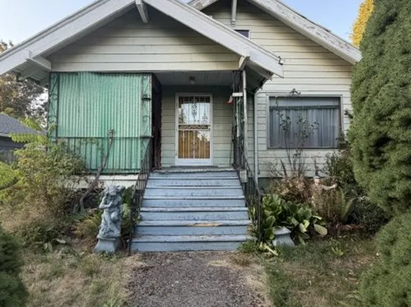 6921 N Swift St, Portland, OR 97203