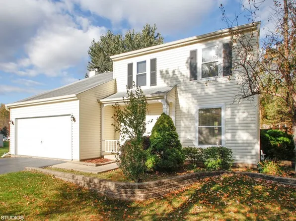 1715 Dana Point, Algonquin, IL 60102