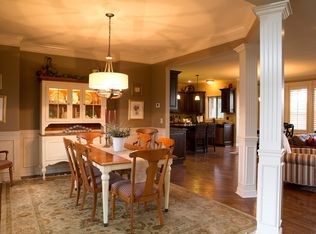 9451 W 158th Ter, Overland Park, KS 66221