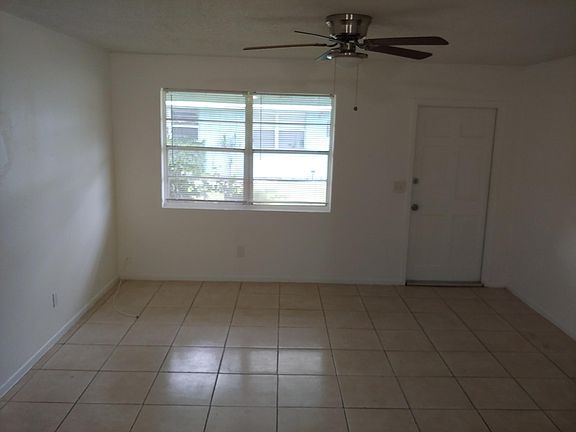 4th image of 5398 SE Driftwood Ave