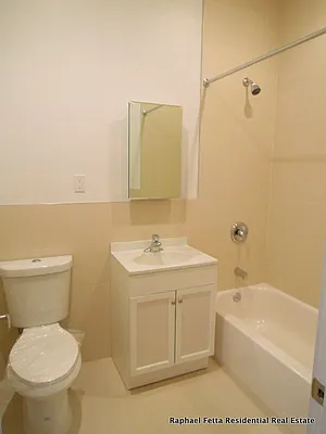 Rented by Bohemia Realty Group | media 37