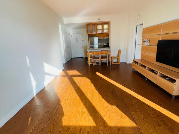 40-26 College Point Boulevard image 7 of 33