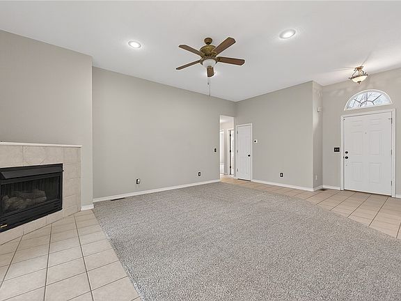 5th image of 16 Appleby Ln