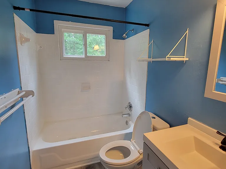 10503 Rollingway Ct — Photo 8