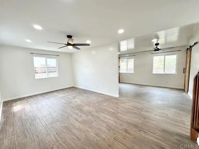 8778 Dallas St — Photo 15