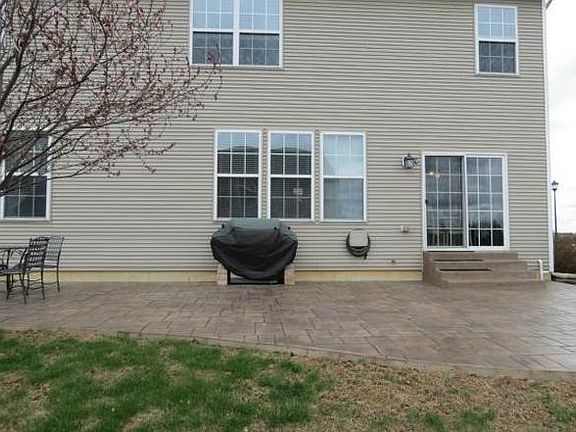 2nd image of 7449 Iron Dr
