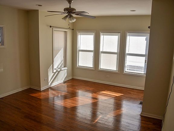 3rd image of 7418 S King Dr