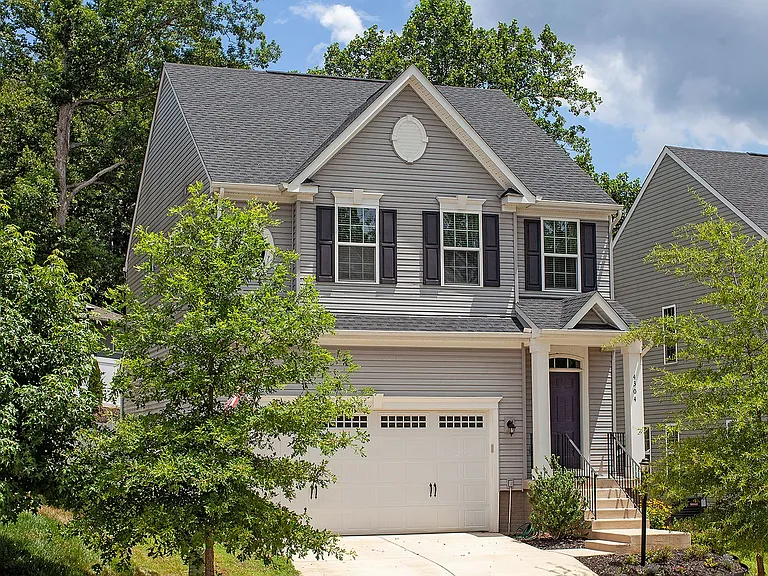 4304 Sunset Dr — Photo 1