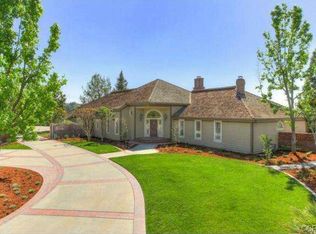 716 Brighton Ct, Redlands, CA 92374