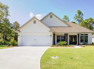 26 Redington Dr, Brunswick, GA 31523