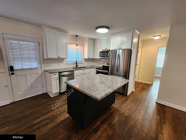 3040 Forest Dr — Photo 8