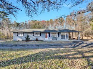 1320 Holly Springs Church Rd, Campobello, SC 29322