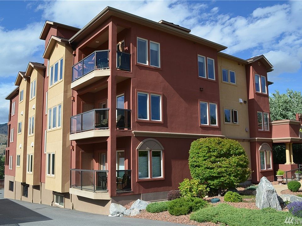 1st image of 113 E Raymond St #2C