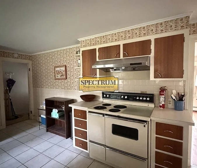 8 Cherry Hill Ter — Photo 3