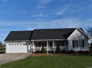 132 Deercroft Dr #L198, Statesville, NC 28625